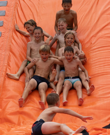 kfc_wambeek_ternat-photo_album-1723634395